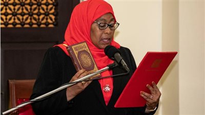 9 معلومات عن سامية صلوحي حسن أول رئيسة مسلمة في تاريخ تنزانيا وشرق إفريقيا