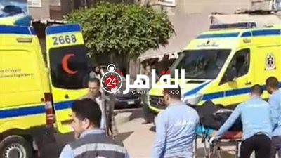 ربة منزل تضرب ضرتها بساطور في رأسها بقنا