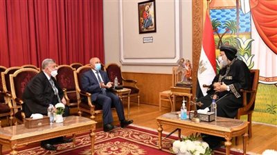 ننشر كواليس لقاء قداسة البابا مع وزير النقل في المقر البابوي بالقاهرة