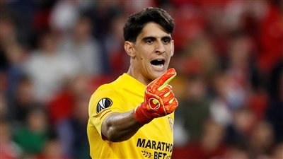 ياسين بونو: محمد صلاح فخر العرب.. والشناوي وميندي حراس كبار