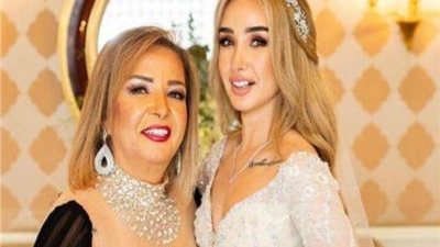 هنا الزاهد تحتفل بوالدتها في عيد الأم من العزل الصحي: 