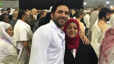 حسن الرداد لوالدته الراحلة في عيد الأم: 