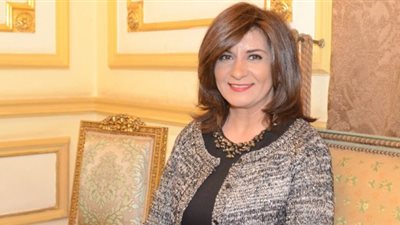 لمواجهة طمس الهوية.. ماذا قالت وزيرة الهجرة للأطفال في يوم عيد الأم؟