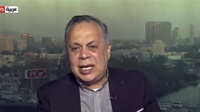 حقيقة تنحي أشرف زكي عن منصب نقيب المهن التمثيلية 