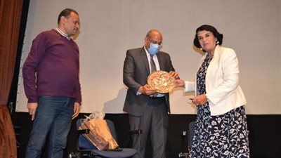 شريف الجيار: اعتدال عثمان استثنائية نقلت صرامة العلم وموضوعية النقد خارج الجامعة