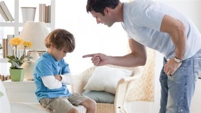3 مفاهيم خاطئة حول السلوك السيئ للأبناء وطرق تقويمها