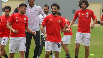 محمد عمر: محمد صلاح لم يظهر بمستوى جيد اليوم مع المنتخب أمام كينيا