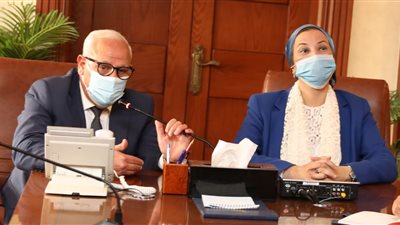 وزيرة البيئة: الانتهاء من البنية التحتية والتشغيل لمنظومة المخلفات ببورسعيد نهاية العام الحالي 