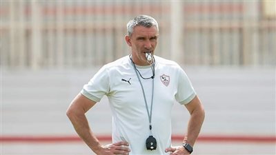 مران فني للاعبي الزمالك بقيادة كارتيرون