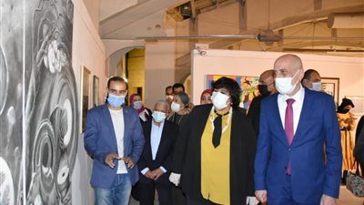 وزيرة الثقافة تفتتح الدورة 31 لصالون الشباب بقصر الفنون وتعلن جوائزه (صور)