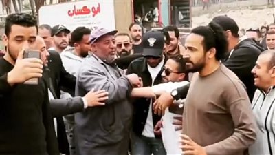 7 مشاهد تلخص علاقة محمد رمضان بجهموره في الإسكندرية (صور)