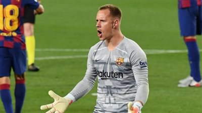 شتيجن حارس مرمى برشلونة بعد سحب شارة القيادة منه: مستعد لحل الأزمة بالحوار