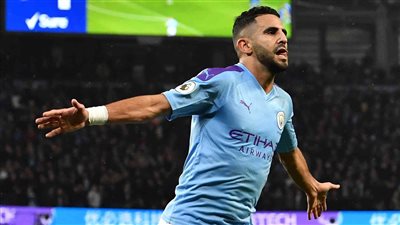 متفوقًا على صلاح وزياش.. محرز على رأس قائمة الأفضل في مارس بالدوري الإنجليزي