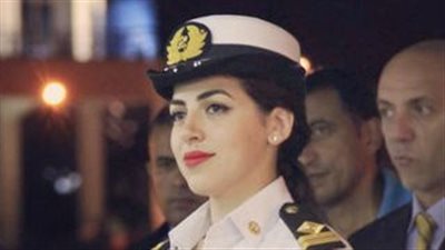 حقيقة قيادة القبطانة المصرية مروة السلحدار للسفينة الجانحة بقناة السويس