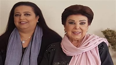 ابنة رجاء الجداوي بعد تكريم والدتها بمهرجان الإسماعيلية: 