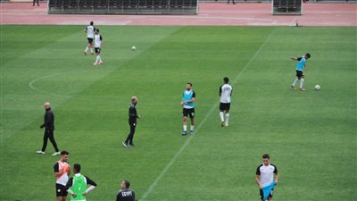 المنتخب الأولمبي يؤدي مرانه على ستاد القاهرة (صور)