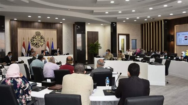 وفد من رئاسة الوزراء