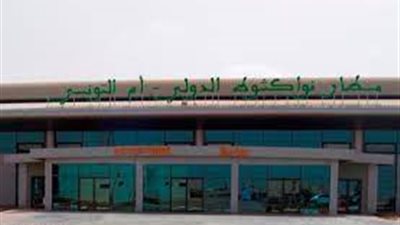 مجهول يقتحم مطار نواكشوط بموريتانيا ويستولى على طائرة ويهدد بتفجيرها