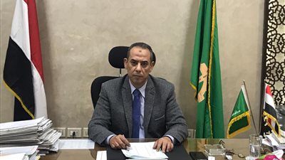 القصة الكاملة لـ استهزاء طالب بمعلمه بمدرسة التجارية الثانوية بنين في شبرا الخيمة 