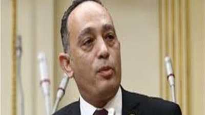 أول طلب إحاطة في النواب بسبب حادث السفينة الشاحطة بقناة السويس