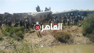 تصادم قطارين في سوهاج وسقوط ضحايا (صور وفيديو)