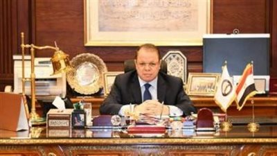 النائب العام وفريق من المكتب الفني يصلون موقع حادث تصادم قطاري سوهاج 