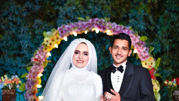 أحمد رضا وعروسه