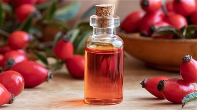 فوائد لا تعد لزيت بذور الورد.. تعرف عليها