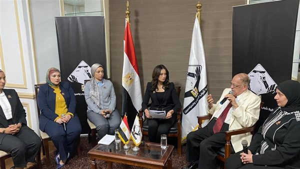 جانب من الصالون