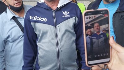 العربية عليها أقساط.. مالك السيارة المنكوبة أثر سقوط عمود كوبري ترسا يكشف التفاصيل (فيديو وصور)