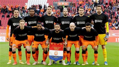 منتخب هولندا يبدي اعتراضه على استضافة قطر كأس العالم 2022