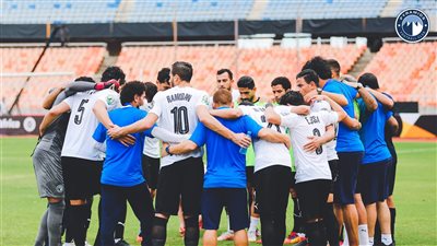 قائمة بيراميدز لرحلة المغرب ومواجهة الرجاء في الكونفيدرالية