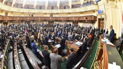 قانون تنمية المشروعات المتوسطة والصغيرة ومتناهية الصغر أمام 