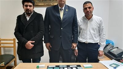 جمارك مطار برج العرب الدولي تضبط محاولة تهريب عدد من الأقراص المخدرة 