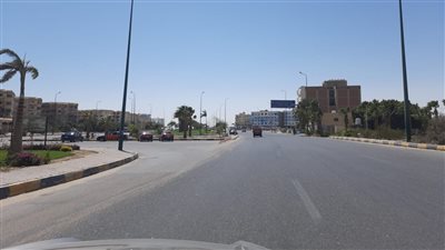 رياح شديدة على مدن البحر الأحمر وارتفاع الأمواج مع استمرار حالة الطوارئ (صور)