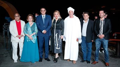 مهرجان الأقصر للسينما الأفريقية يكرم شخصيات دعمته ويعلن  تأسيس جمعية المهرجانات السينمائية الافريقية