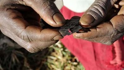 إهمال طبيب يتسبب في عاهة مستديمة لطفلة أثناء إجراء عملية ختان بقنا.. وقرار عاجل من المحكمة