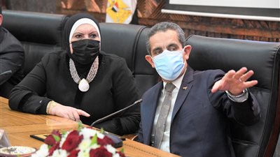 وزير التجارة: نعمل جاهدين على إزالة معوقات صناعة النسيج بالغربية بالتنسيق مع الوزارات