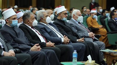 مؤتمر الشريعة والقانون  بالأزهر يوصي بإحكام الرقابة على المواد التي تثير الكراهية (صور)