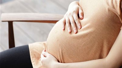 ما الذي يحدث للمرأة خلال الأسبوع الـ11 من الحمل وآثاره على الجنين؟