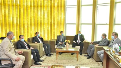 رئيس جامعة كفر الشيخ: بدأنا الفصل الدراسي الثاني بجدية ونطبق نظام التعليم الهجين