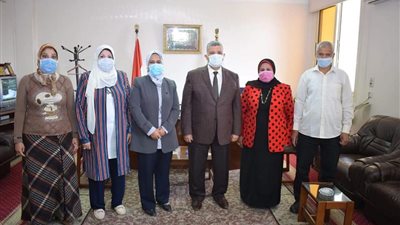 20 سيدة بجامعة سوهاج يتنافسن على لقب الأم المثالية