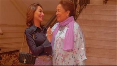 بسمة وهبة بعد زواج ابنها: 