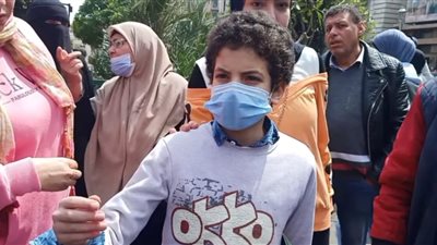 طفل يكشف عن مفاجأة  في حادث احتراق 3 محال تجارية بالمنشية بالإسكندرية