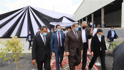 وزير القوى العاملة يتفقد محطة تصدير الحاصلات الزراعية بوادي الملاك بالشرقية