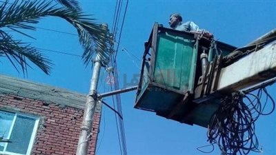 محافظ أسيوط: حملات لرفع كفاءة الإنارة العامة بالشوارع وصيانة الكشافات المعطلة