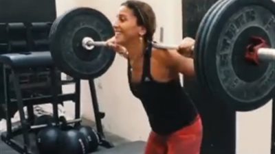 دينا الشربينى تشارك جمهورها بفيديو من 