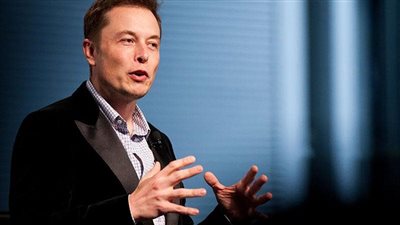 إيلون ماسك يعود لدعم البيتكوين من جديد.. والعملة تستجيب لتغريداته 