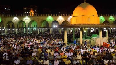 هل تصلي النساء التراويح داخل المساجد في رمضان؟.. الأوقاف تعلق