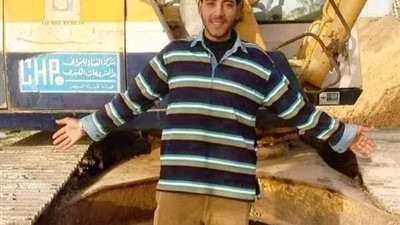 سائق حفّار السفينة الجانحة بقناة السويس:  تعرضت لضغط نفسي كبير بسبب تعليقات الفيس بوك الساخرة 